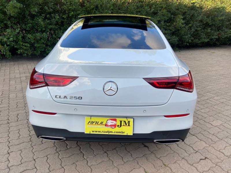MERCEDES-BENZ - CLA 250 - 2022/2022 - Branca - R$ 289.900,00