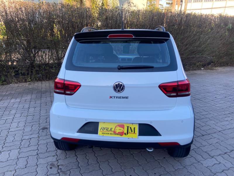 VOLKSWAGEN - FOX - 2019/2020 - Branca - R$ 67.900,00