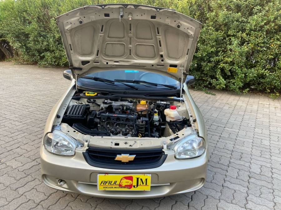 CHEVROLET - CLASSIC - 2008/2008 - Bege - R$ 19.800,00