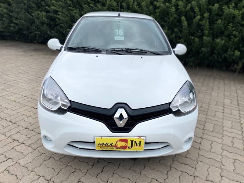 RENAULT - CLIO - 2015/2016 - Branca - R$ 32.900,00