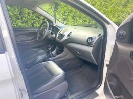 FORD - KA - 2017/2018 - Branca - R$ 44.900,00
