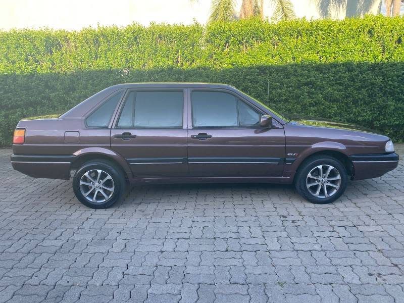 VOLKSWAGEN - SANTANA - 1994/1994 - Vermelha - R$ 19.900,00
