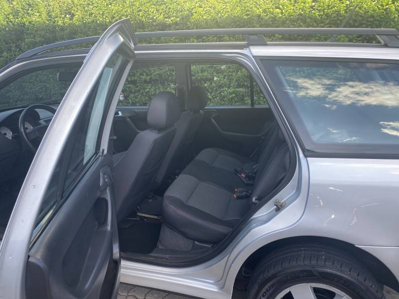 VOLKSWAGEN - PARATI - 2002/2003 - Prata - R$ 26.900,00