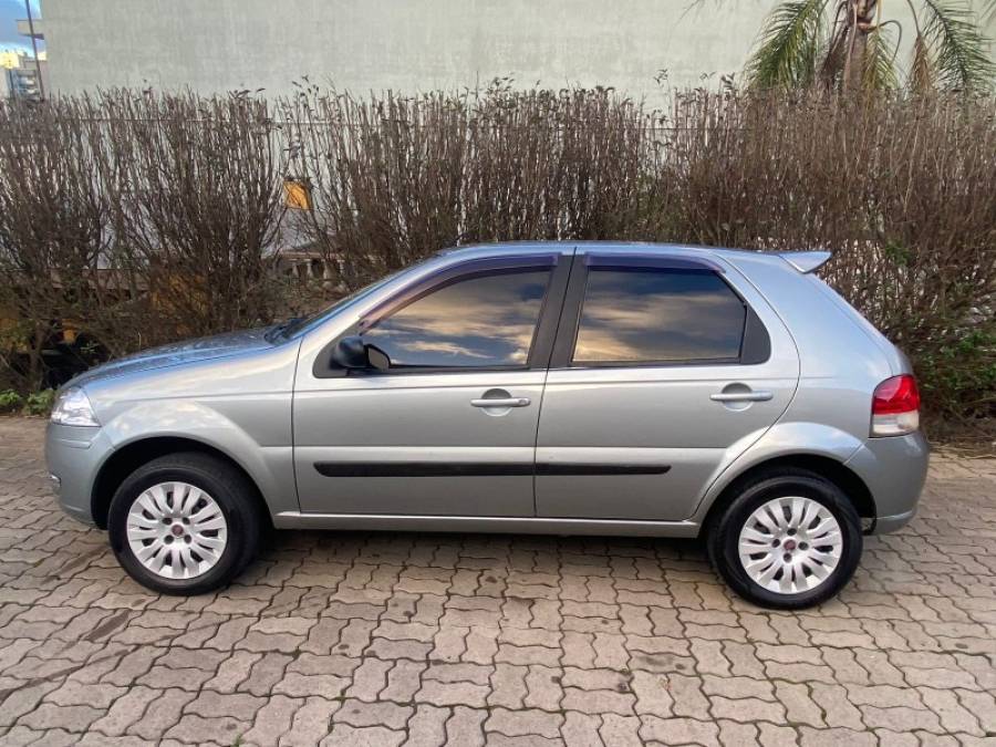 FIAT - PALIO - 2009/2010 - Cinza - R$ 28.900,00