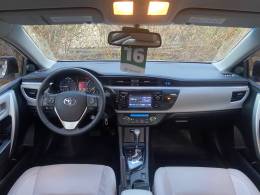TOYOTA - COROLLA - 2015/2016 - Branca - R$ 91.900,00