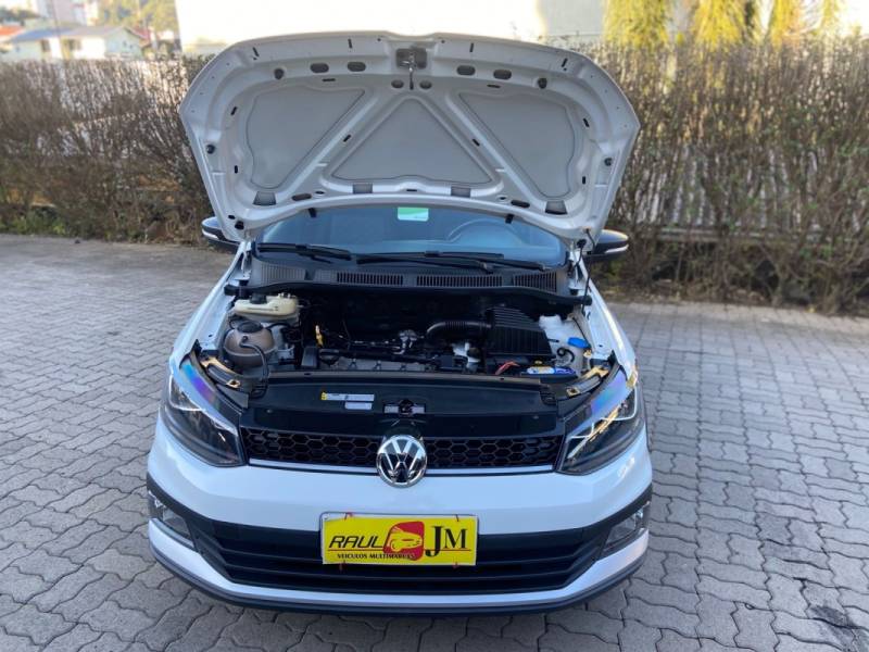 VOLKSWAGEN - FOX - 2019/2020 - Branca - R$ 67.900,00