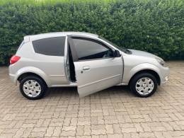 FORD - KA - 2009/2010 - Prata - R$ 24.900,00