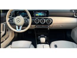 MERCEDES-BENZ - CLA 250 - 2022/2022 - Branca - R$ 289.900,00