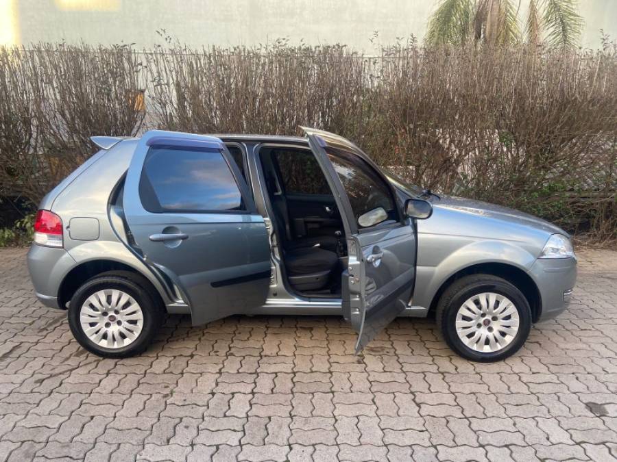 FIAT - PALIO - 2009/2010 - Cinza - R$ 28.900,00