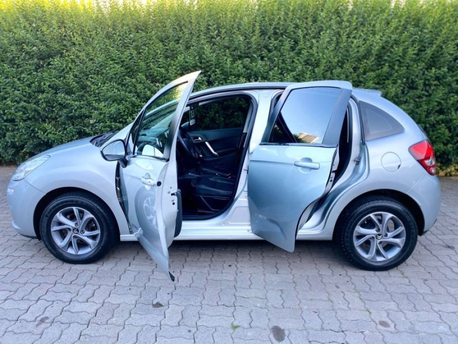CITROËN - C3 - 2012/2013 - Prata - R$ 36.900,00