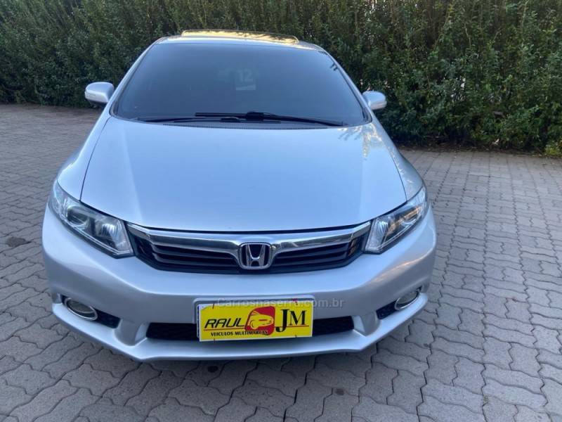 HONDA - CIVIC - 2012/2012 - Prata - R$ 74.900,00