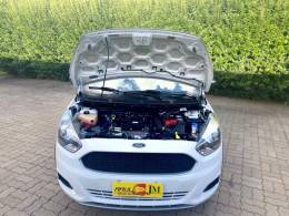 FORD - KA - 2017/2018 - Branca - R$ 44.900,00