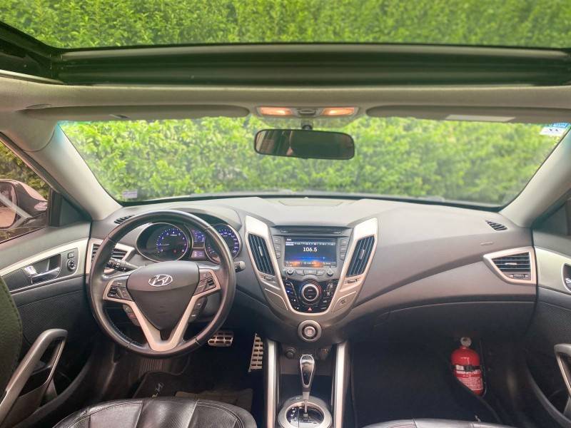 HYUNDAI - VELOSTER - 2012/2013 - Prata - R$ 62.990,00