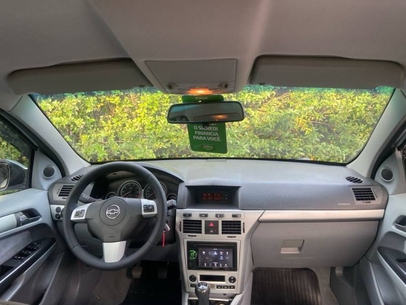 CHEVROLET - VECTRA - 2006/2007 - Prata - R$ 36.900,00