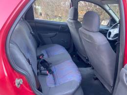 CHEVROLET - CELTA - 2006/2007 - Vermelha - R$ 23.900,00