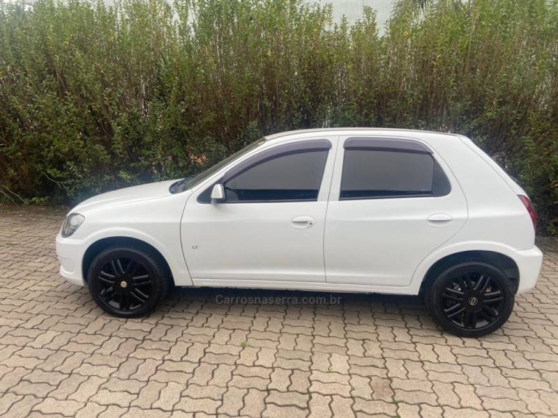 CHEVROLET - CELTA - 2011/2012 - Branca - R$ 29.900,00