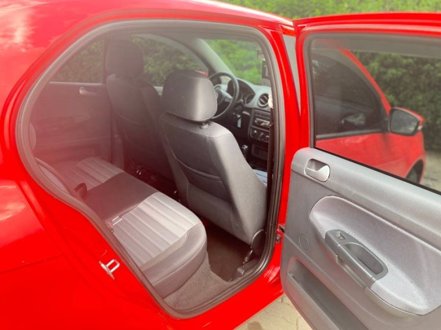 VOLKSWAGEN - GOL - 2012/2013 - Vermelha - R$ 42.900,00