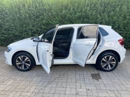 VOLKSWAGEN - POLO - 2018/2019 - Branca - R$ 68.900,00