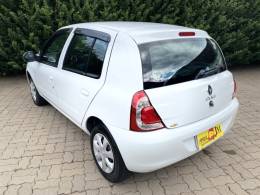 RENAULT - CLIO - 2015/2016 - Branca - R$ 32.900,00