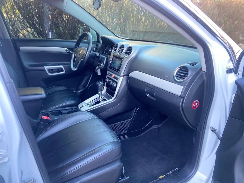 CHEVROLET - CAPTIVA - 2012/2012 - Branca - R$ 48.900,00