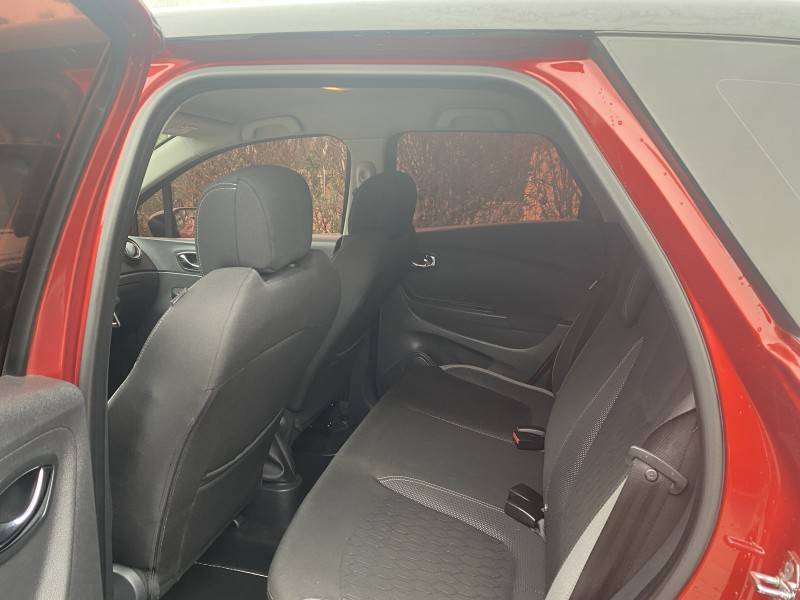 RENAULT - CAPTUR - 2017/2018 - Vermelha - R$ 69.900,00