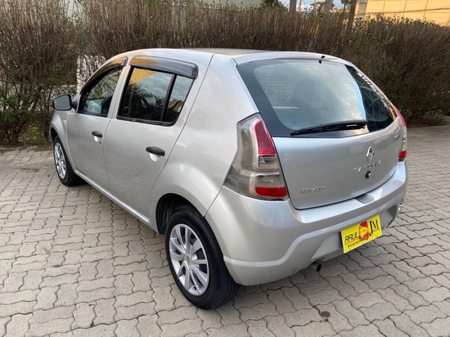 RENAULT - SANDERO - 2013/2014 - Prata - R$ 34.900,00