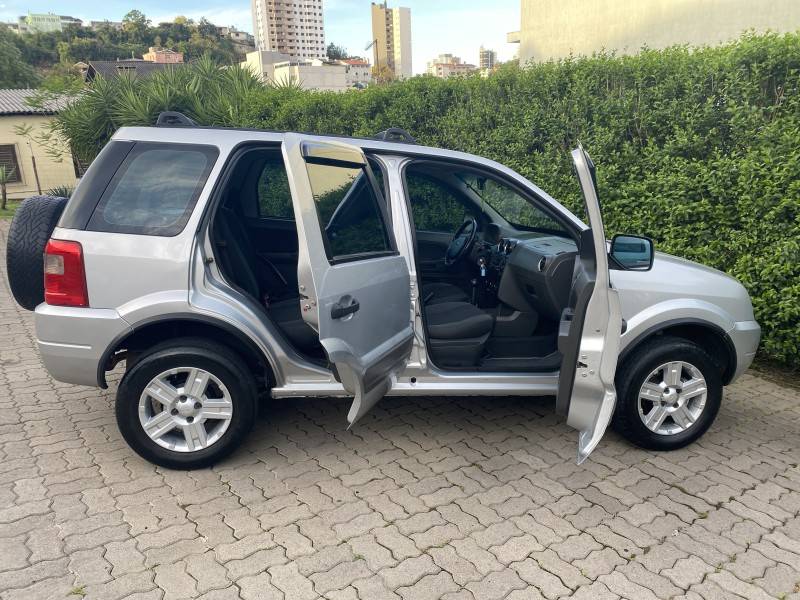 FORD - ECOSPORT - 2006/2007 - Prata - R$ 29.900,00