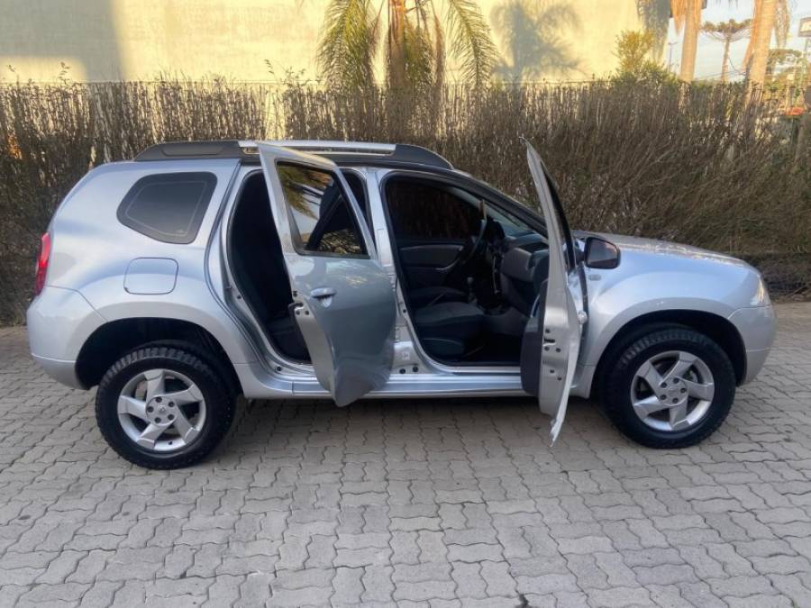 RENAULT - DUSTER - 2012/2013 - Prata - R$ 49.900,00