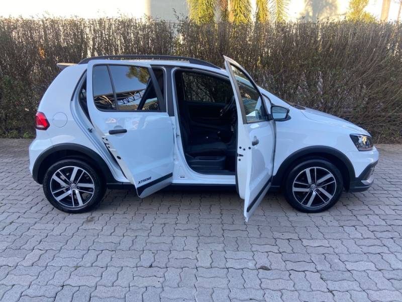 VOLKSWAGEN - FOX - 2019/2020 - Branca - R$ 67.900,00