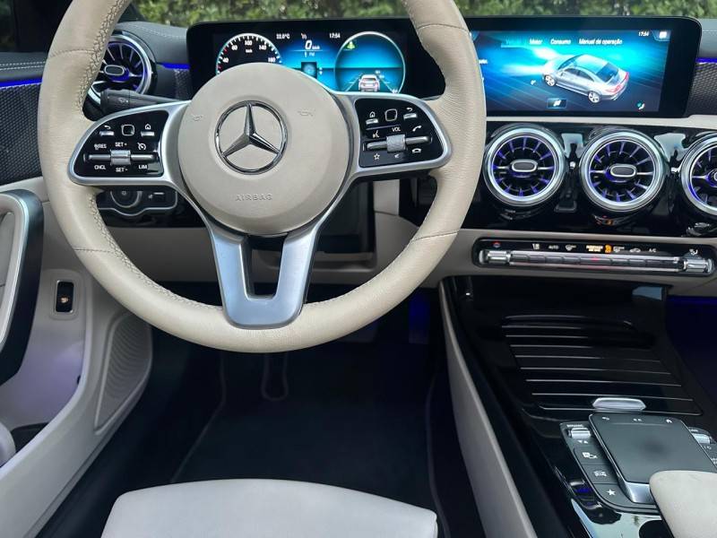 MERCEDES-BENZ - CLA 250 - 2022/2022 - Branca - R$ 289.900,00