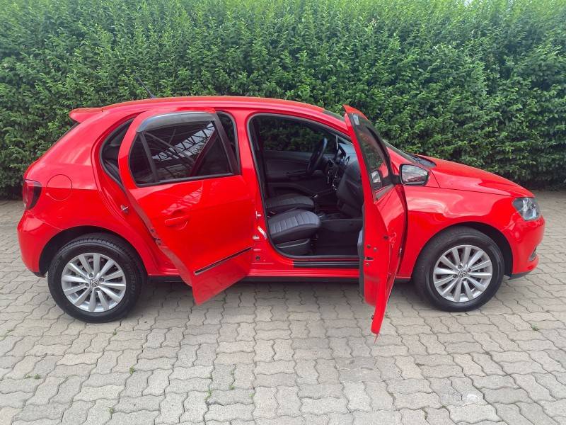 VOLKSWAGEN - GOL - 2012/2013 - Vermelha - R$ 42.900,00
