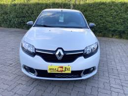 RENAULT - SANDERO - 2017/2018 - Branca - R$ 43.900,00