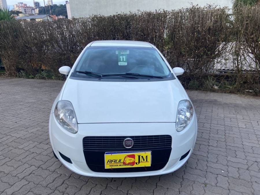 FIAT - PUNTO - 2011/2011 - Branca - R$ 35.900,00