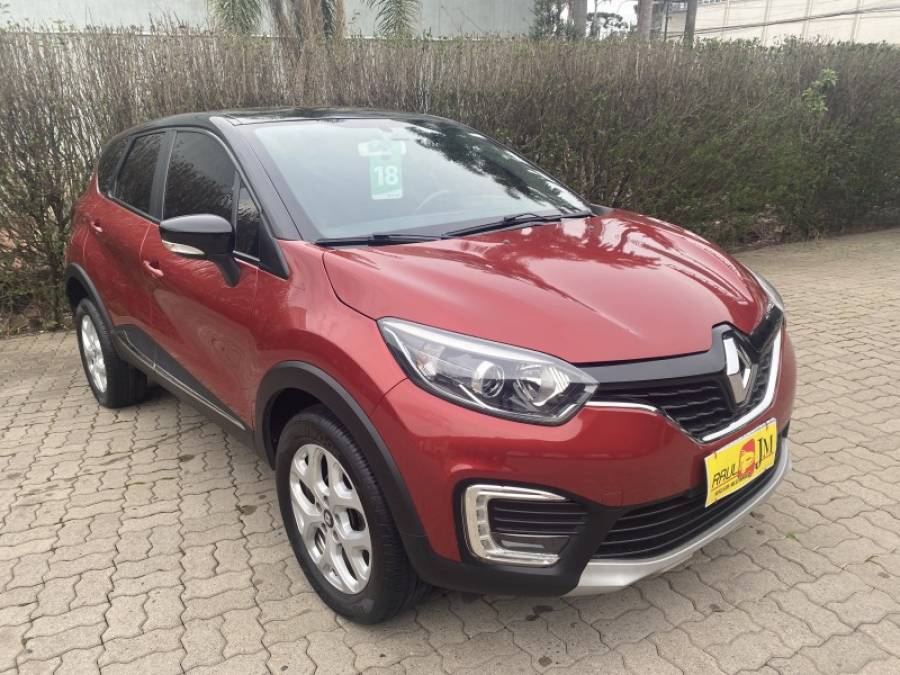 RENAULT - CAPTUR - 2017/2018 - Vermelha - R$ 69.900,00