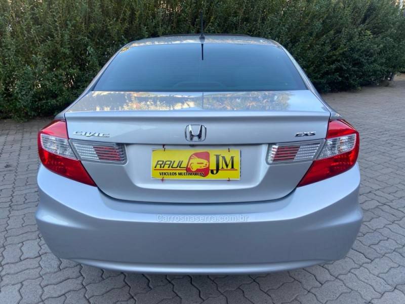 HONDA - CIVIC - 2012/2012 - Prata - R$ 74.900,00