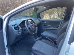 VOLKSWAGEN - FOX - 2019/2020 - Branca - R$ 67.900,00