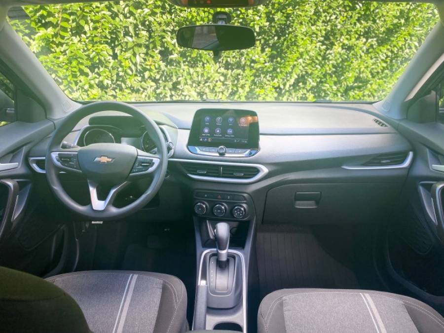 CHEVROLET - TRACKER - 2024/2025 - Prata - R$ 110.900,00