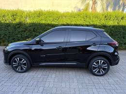 NISSAN - KICKS - 2022/2023 - Preta - R$ 104.900,00