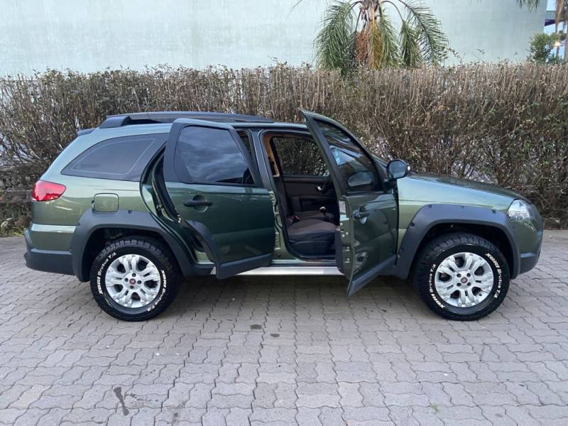 FIAT - PALIO - 2009/2010 - Verde - R$ 37.900,00
