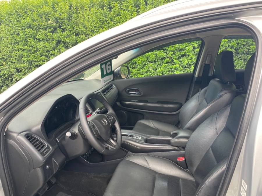 HONDA - HR-V - 2015/2016 - Prata - R$ 88.900,00