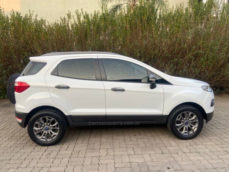 FORD - ECOSPORT - 2013/2014 - Branca - R$ 55.900,00