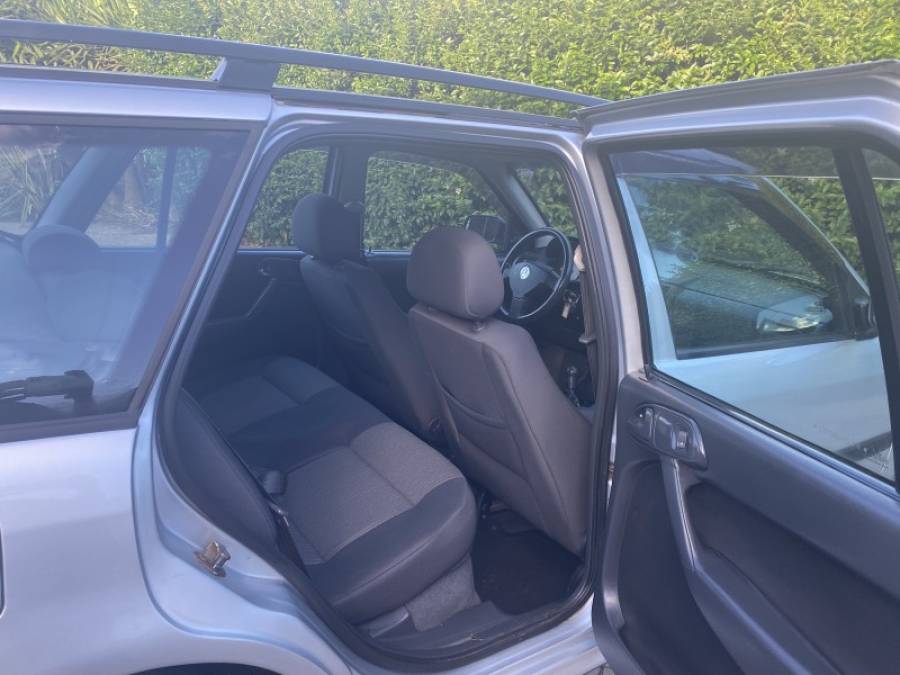 VOLKSWAGEN - PARATI - 2002/2003 - Prata - R$ 26.900,00