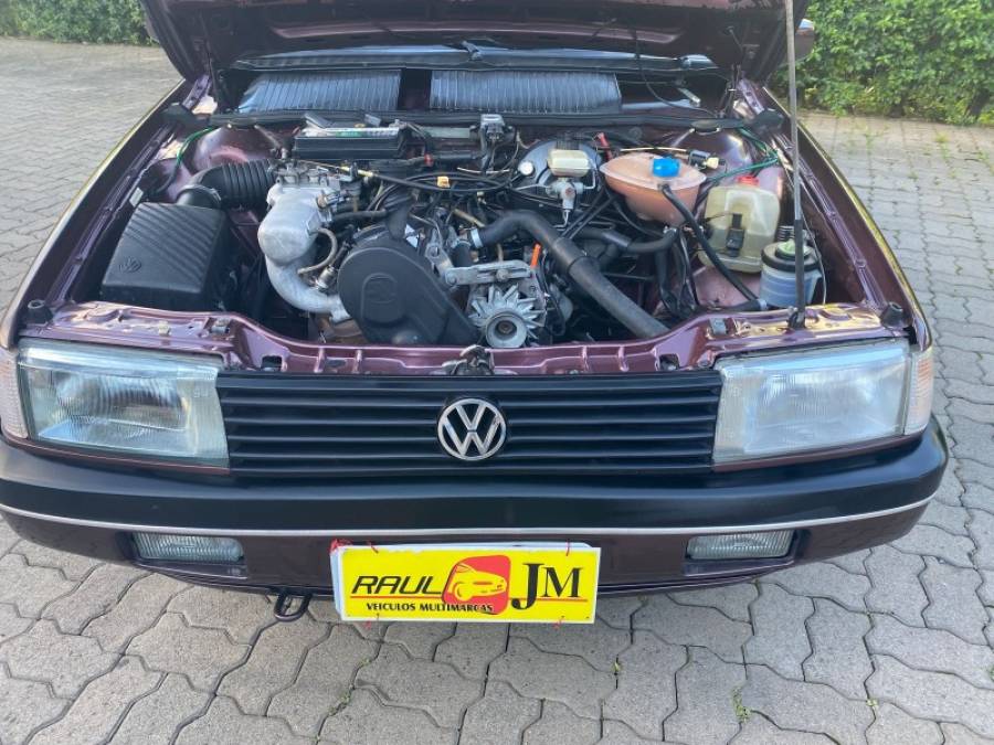 VOLKSWAGEN - SANTANA - 1994/1994 - Vermelha - R$ 19.900,00