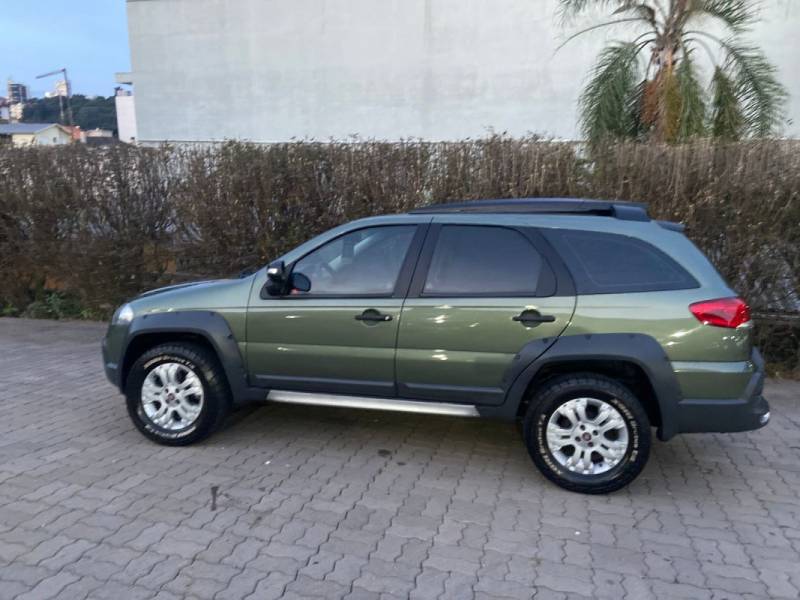 FIAT - PALIO - 2009/2010 - Verde - R$ 37.900,00