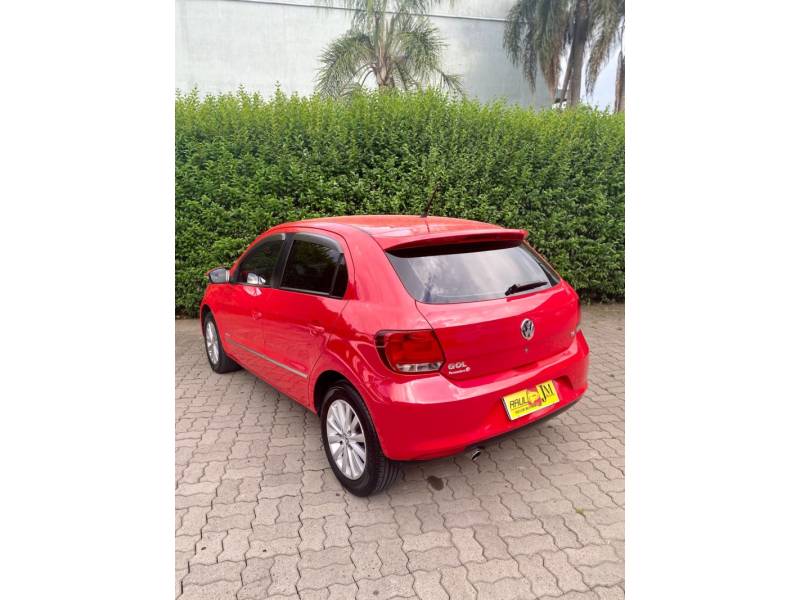 VOLKSWAGEN - GOL - 2012/2013 - Vermelha - R$ 42.900,00
