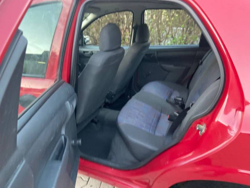 CHEVROLET - CELTA - 2006/2007 - Vermelha - R$ 23.900,00