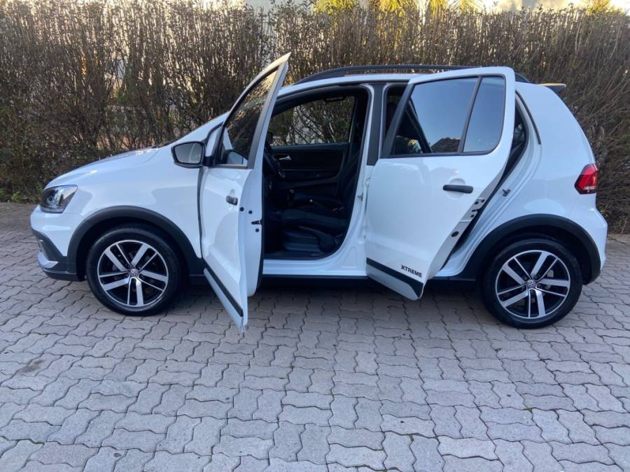 VOLKSWAGEN - FOX - 2019/2020 - Branca - R$ 67.900,00