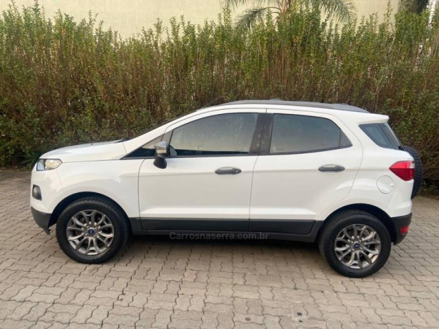 FORD - ECOSPORT - 2013/2014 - Branca - R$ 55.900,00