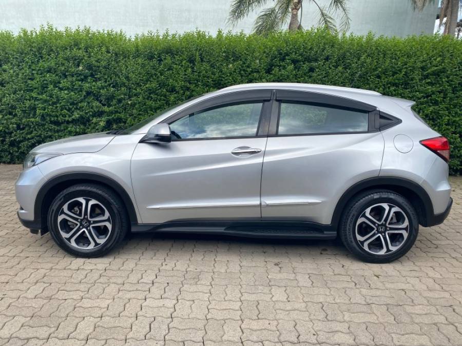 HONDA - HR-V - 2015/2016 - Prata - R$ 88.900,00