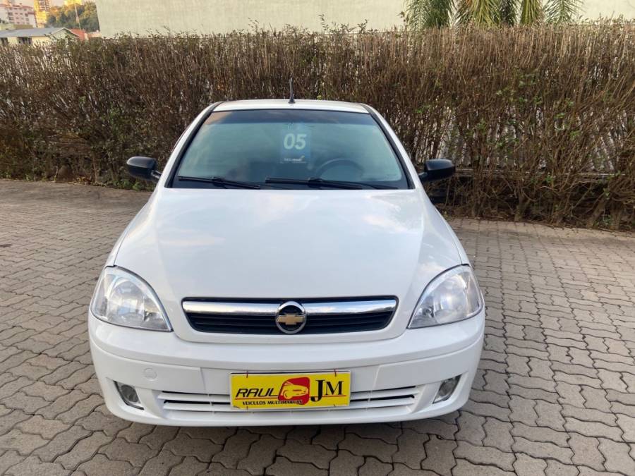 CHEVROLET - CORSA - 2004/2005 - Branca - R$ 22.900,00